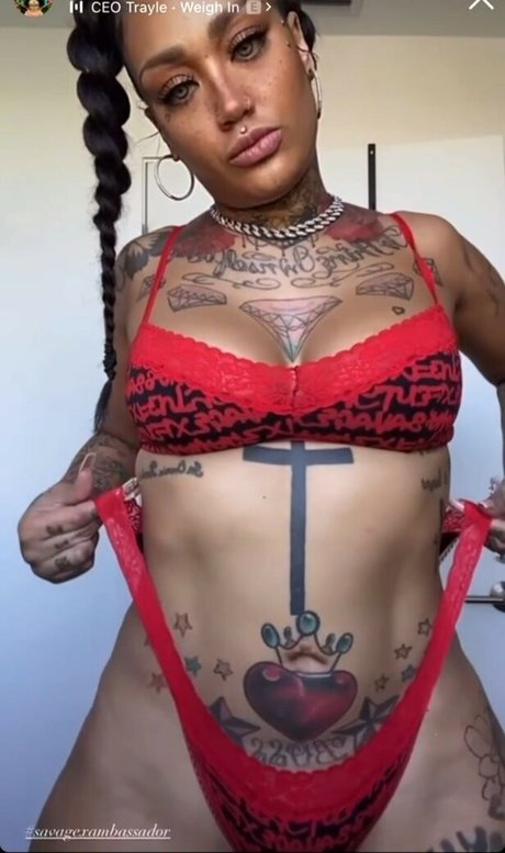 陸軍の熟女オンリーファンズ ヌード 写真