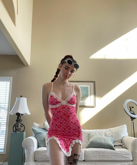 巨乳アマチュアオンリーファンズ ホットヌード 画像