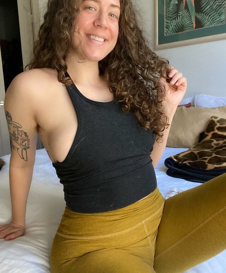 妻のアナルオンリーファンズ 裸 写真