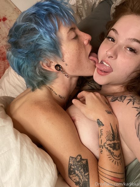 アナルファックオンリーファンズ 美しいヌード 写真