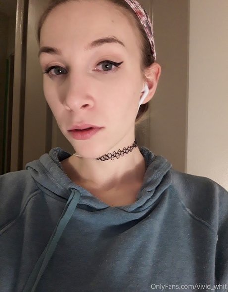 Vivid Whit top profile image