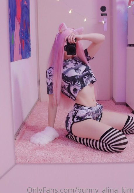 Alina Kim ポルノスター 素敵 写真