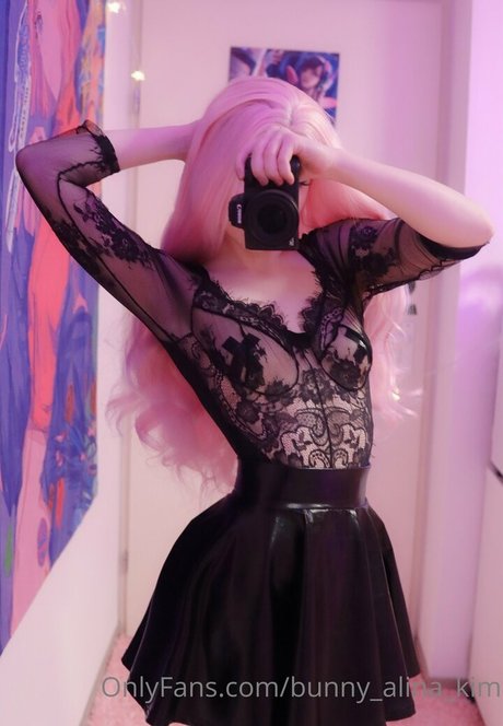 Alina Kim スター ヌード 写真