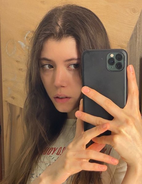 ポッグセルフィーオンリーファン 無料ヌード アーカイブ