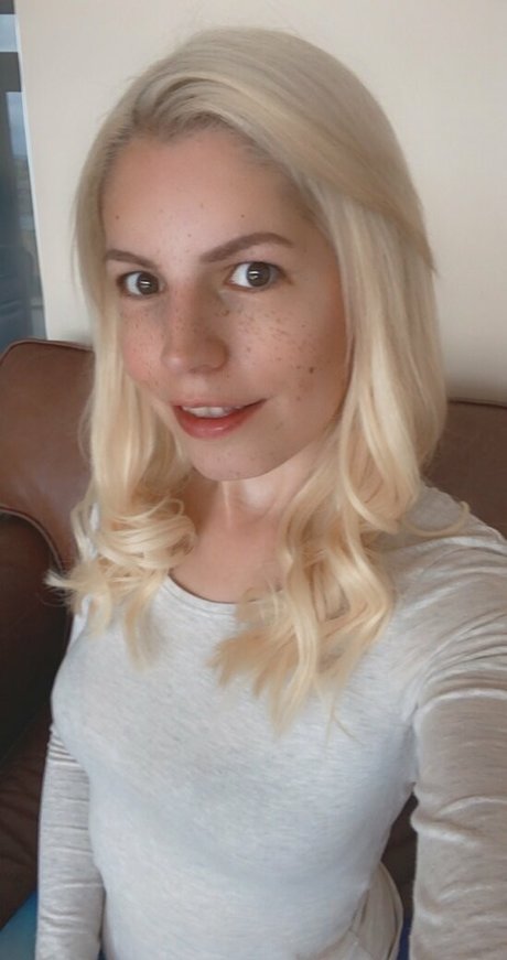 黒檀のお尻オンリーファンズ 裸 写真