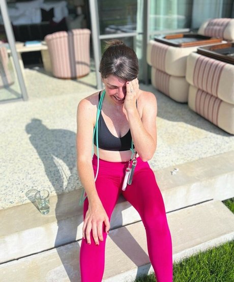Megan Ganz エロティックなポルノスター 画像