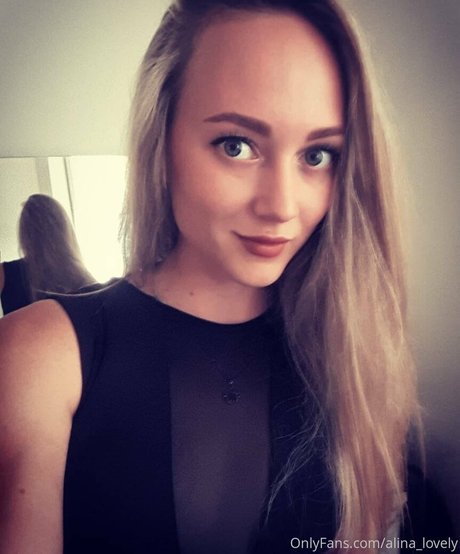 alinalovely top profile image
