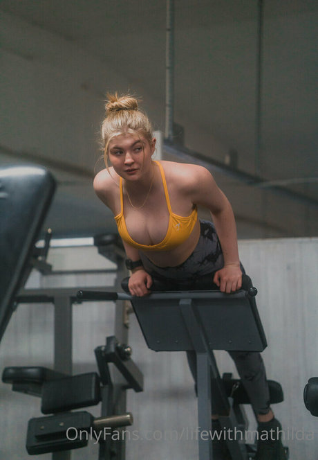 BBC 痴女 オンリーファンズ ベスト 写真