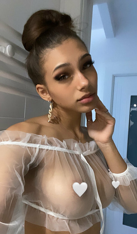 大学生のティーンオンリーファン ヌード 写真