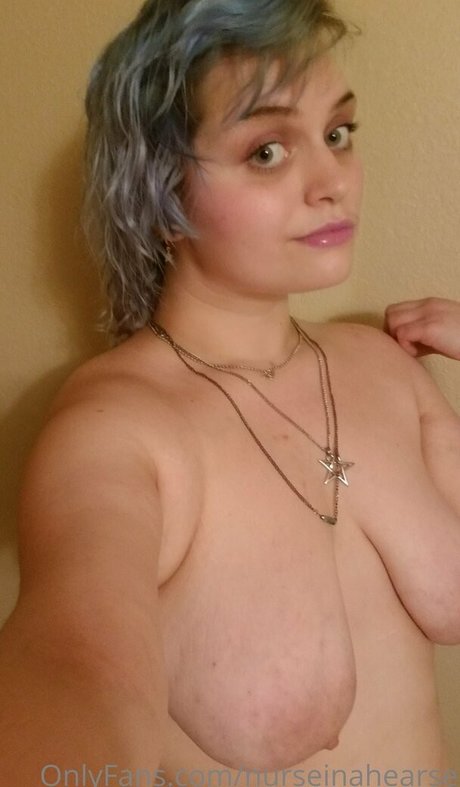 nurseinahearse ホットモデル 写真