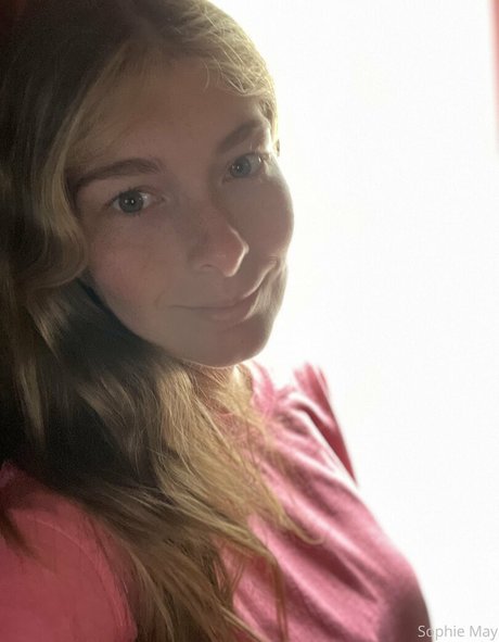 sophiemay93 エロティックモデル 写真