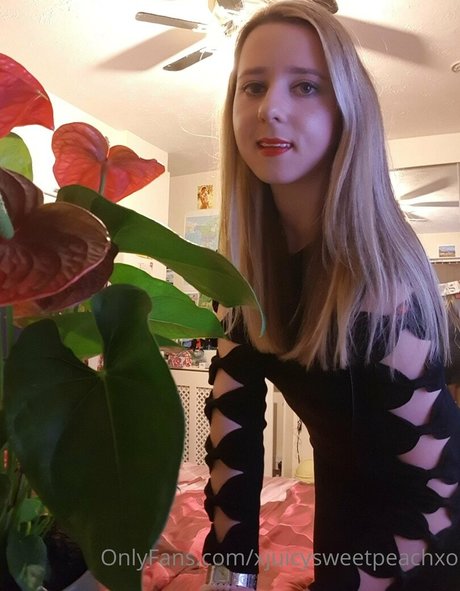 xjuicysweetpeachxo 独占スター 画像