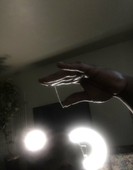 phantomlizzy ホット女優 画像