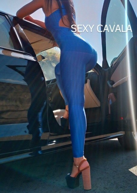 Sexy Cavala ポルノスター 高品質 画像