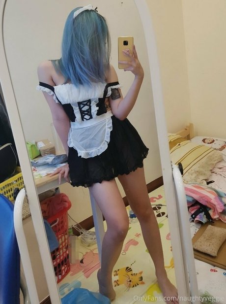 naughtyveggie 裸のモデル 画像