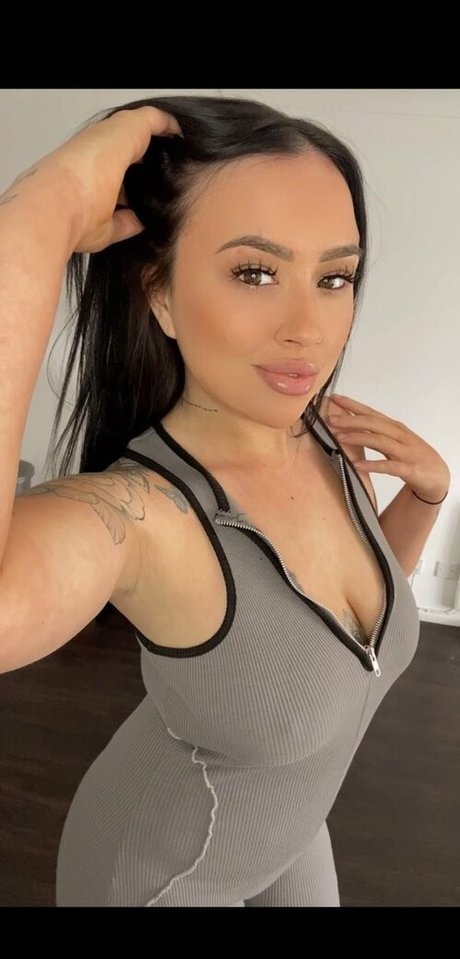 XRP Queen ポルノスター 美しい 写真