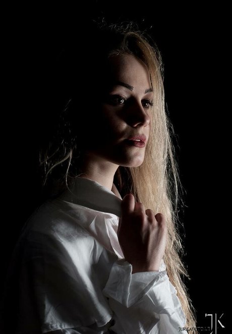 Sandra Gentvainyte ポルノスター ベスト 画像