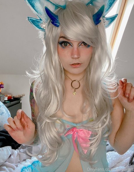 赤毛の潮吹きオンリーファンズ 無料ヌード 画像