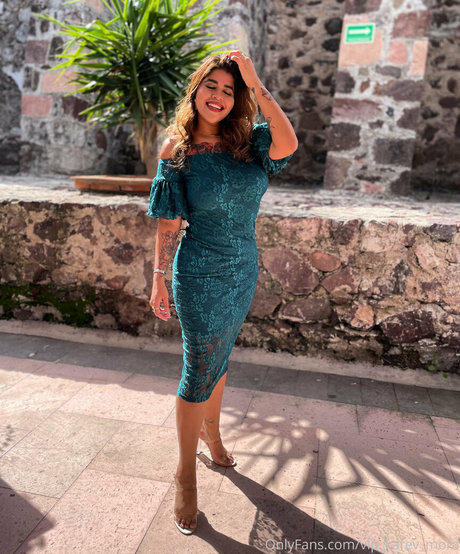 vip karev mora トップ女優 ギャラリー