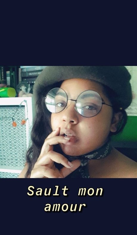 sillytilly セクシーモデル 写真