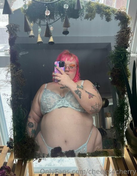 cheeks4cherry セクシーモデル ギャラリー