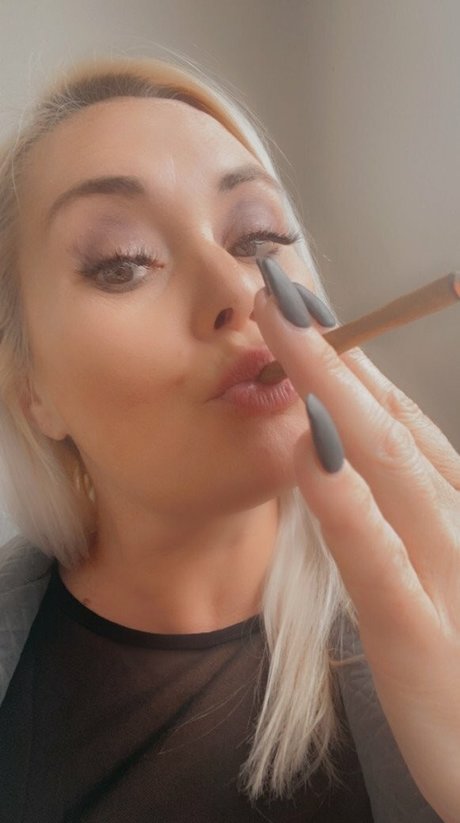 Socalunicorn 美しいモデル 写真