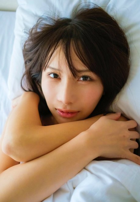 Asian Beauties ポルノスター セクシー 写真