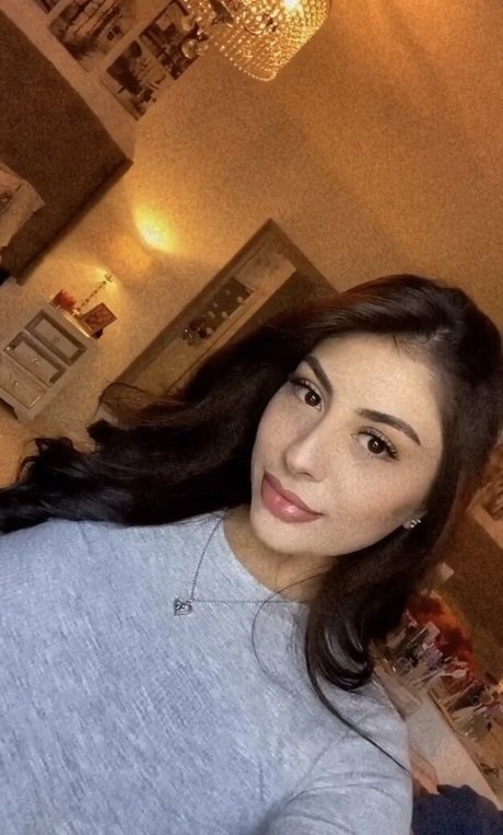 Michelle Balderrama 裸モデル 写真