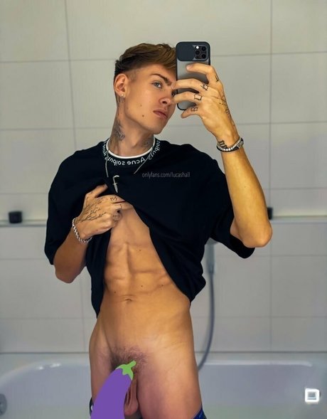 lucashallfree セックスモデル 画像