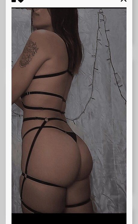 男性ストレートオンリーファンズ セクシー 写真