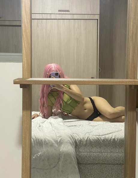 CallMeLulo エロティックなスター 写真