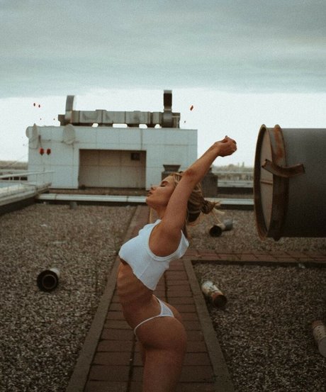 Katerina Pluchevskaya ポルノスター 美しい 画像