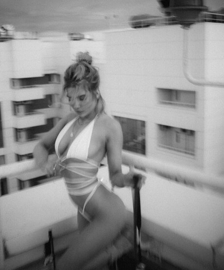 Katerina Pluchevskaya ポルノスター ヌード 写真