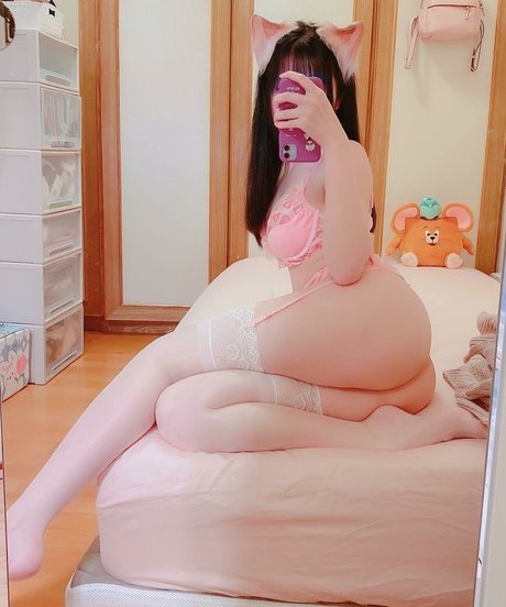 shimotsukiTW セクシーなポルノスター 画像