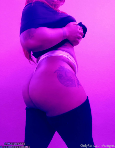 xmgnx セクシーモデル 写真