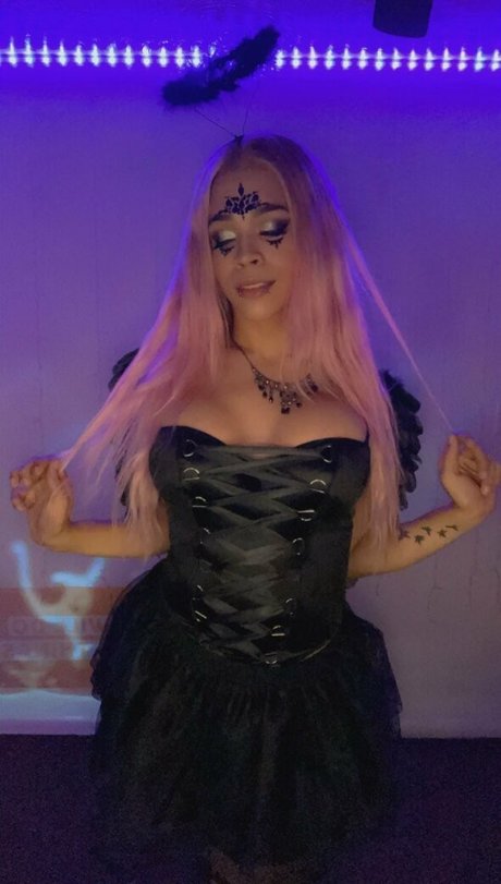 ravenbabe ヌードモデル 写真