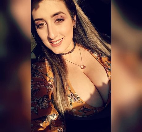 スキニーオンリーファンズ 美しいヌード 写真