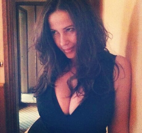 Serena Roberti 完璧なモデル 写真
