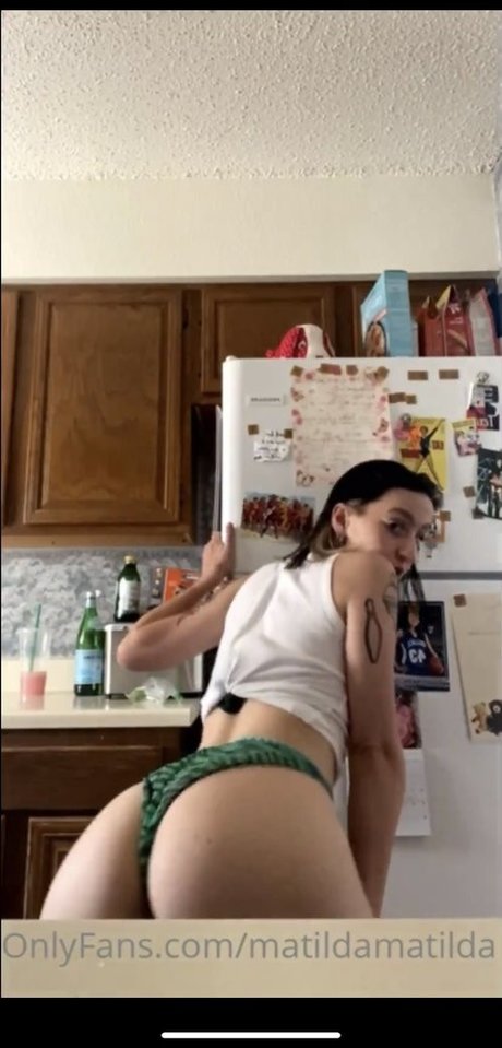 mole tilda トップ女優 写真