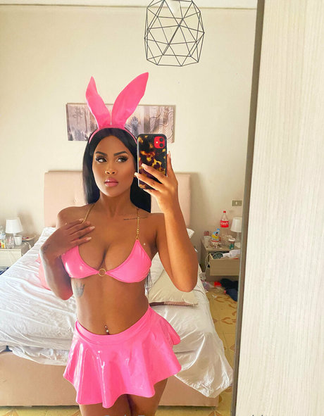 sexykittyxxxx ホットモデル 写真