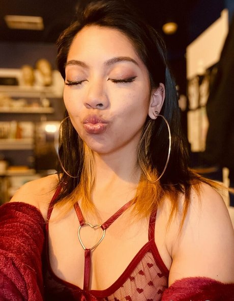 anniexgunn ポルノスター トップ 写真