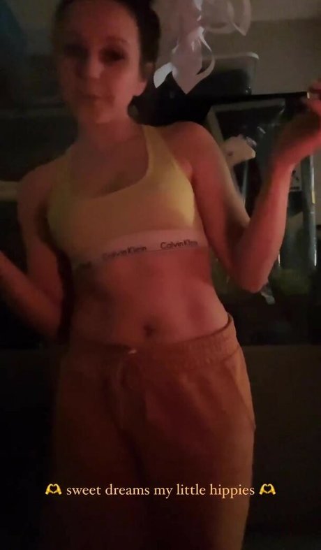 Silenced Hippie 可愛いモデル 写真