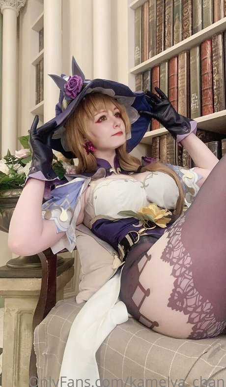 Kamelya chan ポルノ女優 写真