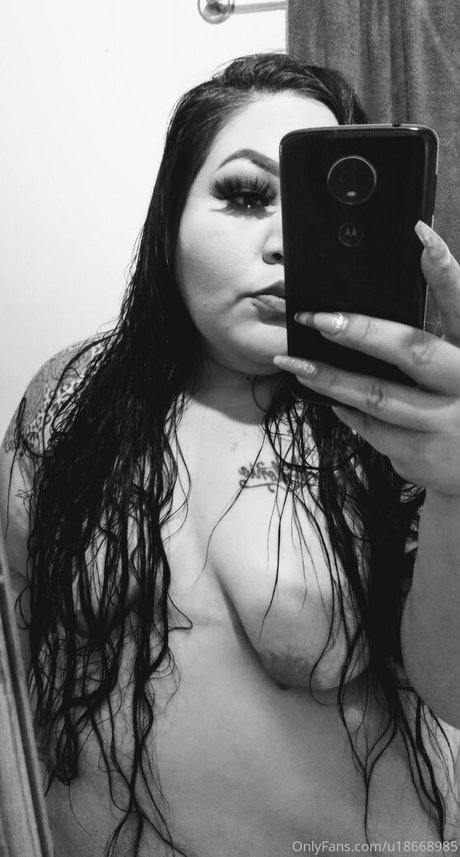 bigbootydee89 ヌードモデル 画像