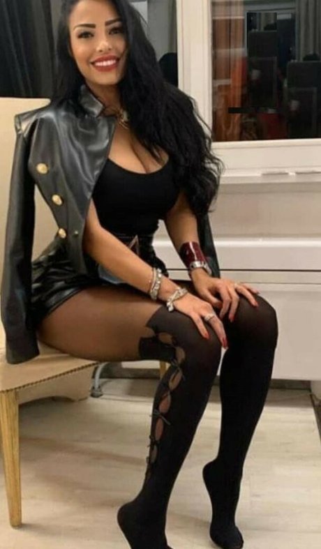 POVティーンオンリーファンズ セクシー裸 アーカイブ