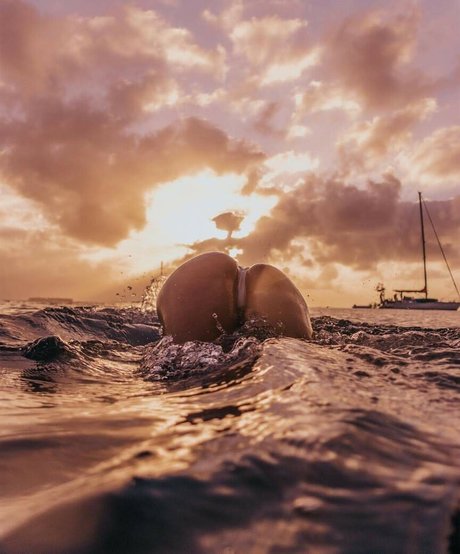 Danielle Noce 美しいモデル 写真