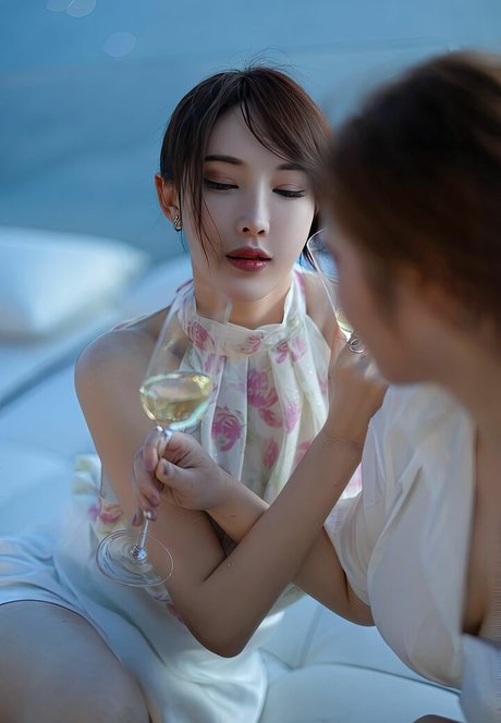 巨乳ソロオンリーファンズ 無料 画像