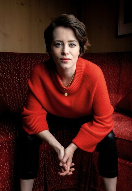 Claire Foy xxxポルノスター 写真