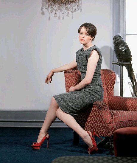 Claire Foy エロティックなスター 写真