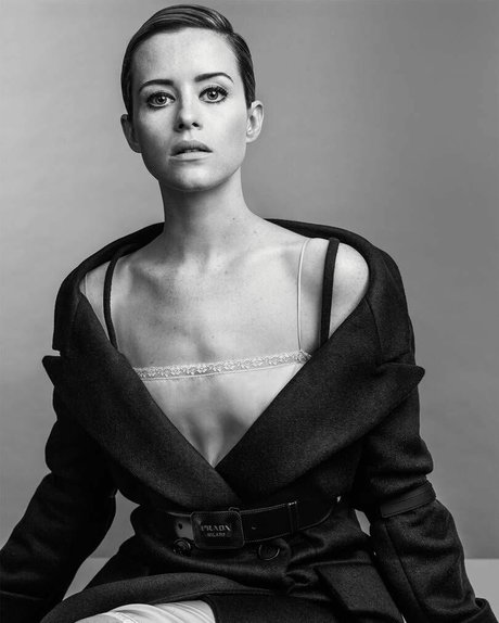Claire Foy エロティック女優 アーカイブ